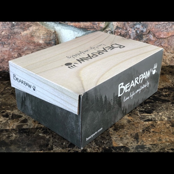 NEW BEARPAW Girls Kory Low Top Moccasin Boots || - Picture 2 of 15